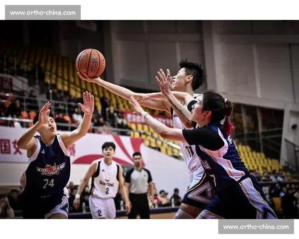 CBA赛场激情对决直播全程回顾精彩瞬间解析